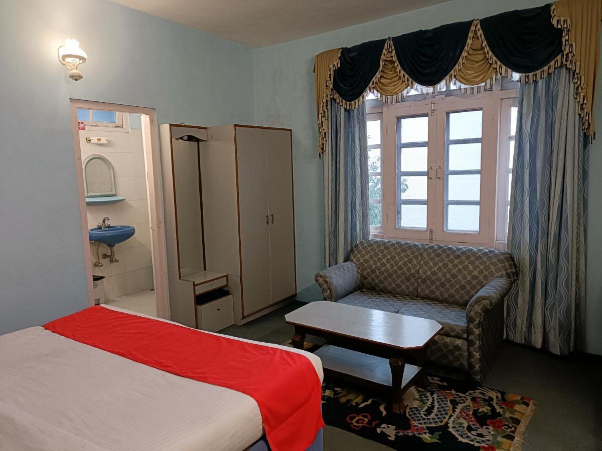 Oakwood Hotels チェイル エクステリア 写真